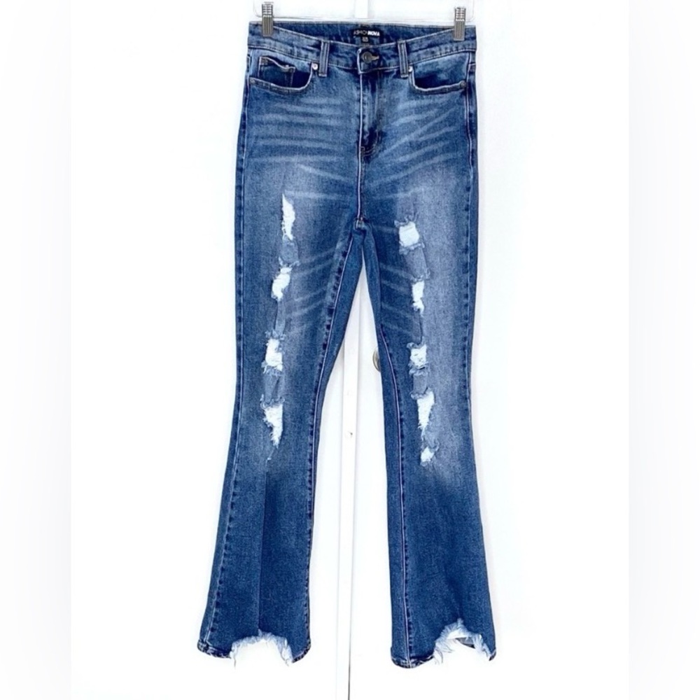 Fashion Nova | Medium-Wash Denim Boho Festival Flare/Bell-Bottom Jeans Sz 3/26